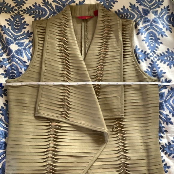 G.I.L.I. Pieced Leather Vest with Hook Closure Olive SZ 14 - Picture 14 of 16